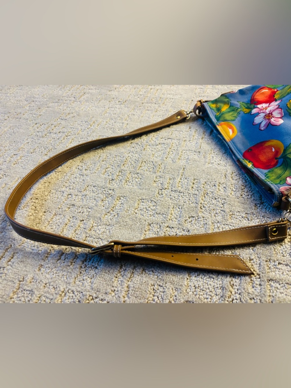 Vintage Liz Claiborne Fruit-Themed Canvas Purse - Picture 12 of 15